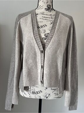Banana Republic 100% Cashmere Cardigan Womens XS Taupe Beige Button Sweater